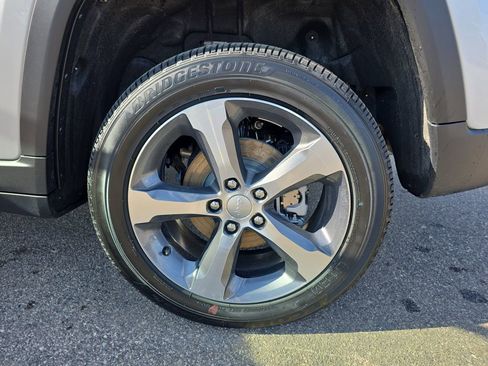 New 2026 Jeep Grand Cherokee Limited AWD/4WD image 33