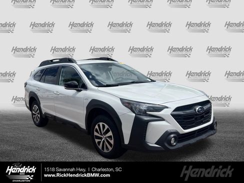 Used 2023 Subaru Outback Premium AWD/4WD image 1
