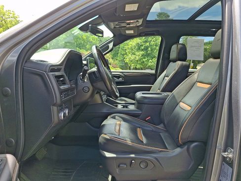 Used 2021 GMC Yukon XL AT4 AWD/4WD image 13