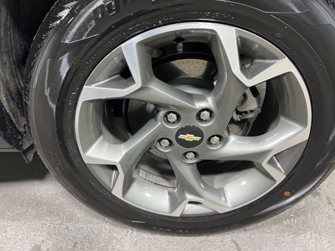 Used 2025 Chevrolet Trax LT w/ LT Convenience Package image 39