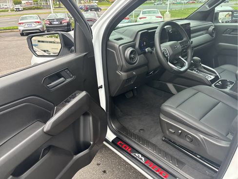 Certified 2026 Chevrolet Colorado Trail Boss AWD/4WD image 8