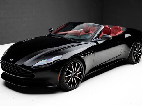 Used 2019 Aston Martin DB11 Volante RWD image 7