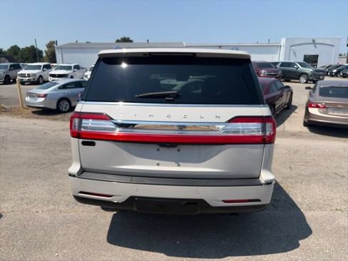 Used 2020 Lincoln Navigator Reserve w/ Luxury Package AWD/4WD image 5