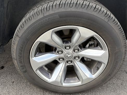 Used 2019 RAM 1500 Limited image 13