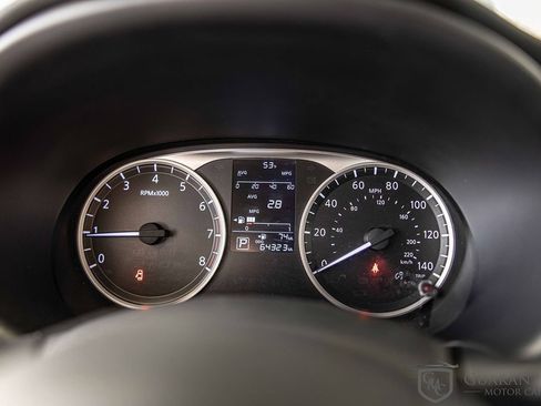 Used 2022 Nissan Kicks S image 22