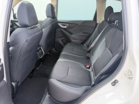 Used 2023 Subaru Forester Premium AWD/4WD image 23