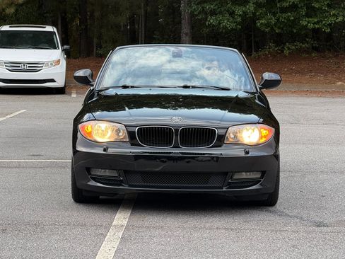 Used 2011 BMW 128i Convertible image 3