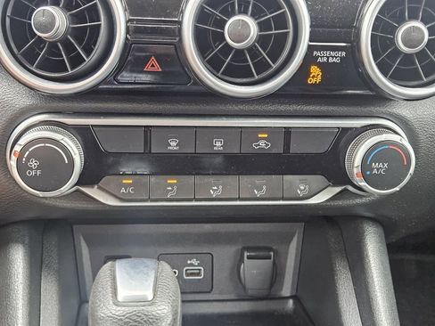 Used 2024 Nissan Sentra S FWD image 15