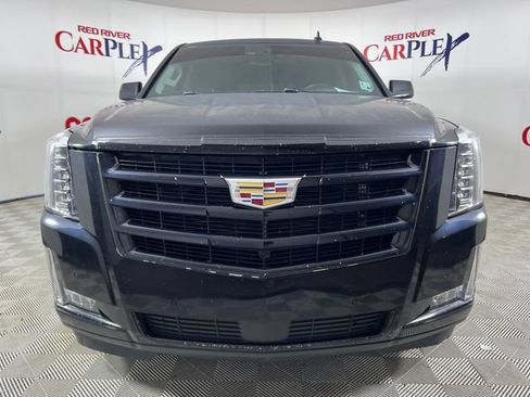 Used 2017 Cadillac Escalade Premium Luxury AWD/4WD image 2