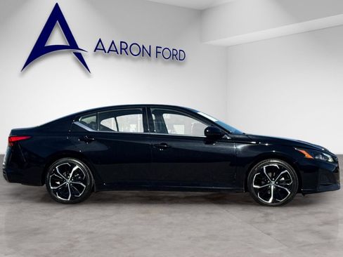 Used 2023 Nissan Altima 2.5 SR image 6