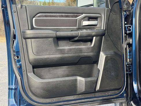 Used 2024 RAM 2500 Big Horn w/ Safety Group image 25