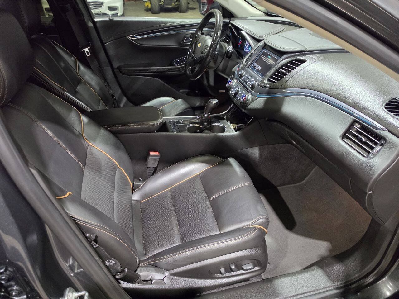 Used 2018 Chevrolet Impala Premier FWD image 30
