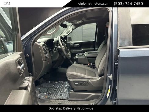 Used 2022 Chevrolet Silverado 1500 Custom image 18