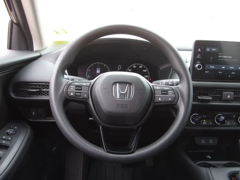 Used 2026 Honda HR-V LX image 21