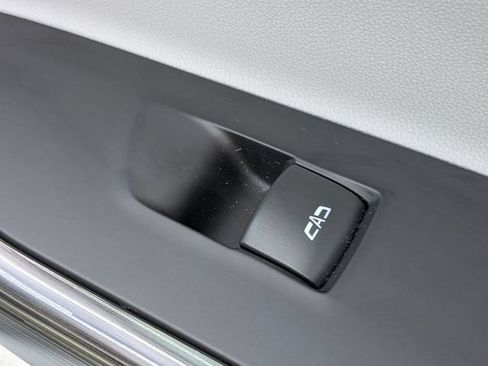 Used 2021 GMC Acadia SLT w/ Premium Package AWD/4WD image 42