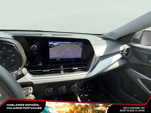 Used 2024 Chevrolet Trax LS w/ LS Convenience Package FWD image 20