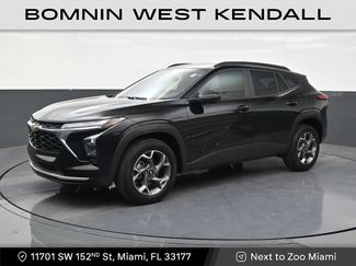 Used 2025 Chevrolet Trax LT w/ Driver Confidence Package FWD video 1