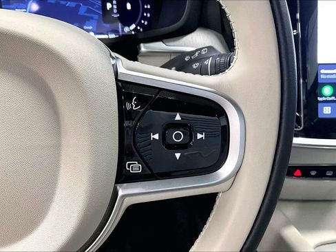 Certified 2026 Volvo V60 B5 Cross Country Plus w/ Protection Package Premier AWD/4WD image 12