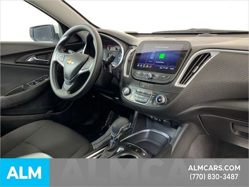 Used 2024 Chevrolet Malibu LT image 37