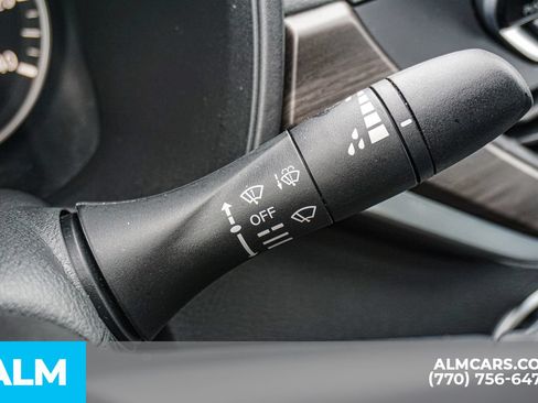 Used 2025 Nissan Altima 2.5 SV FWD image 34