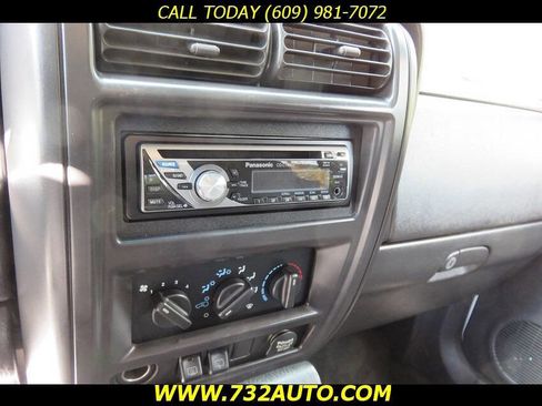 Used 2000 Jeep Cherokee Sport image 11