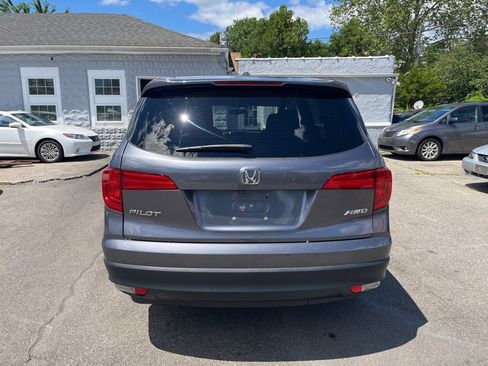 Used 2016 Honda Pilot EX image 6