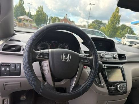 Used 2015 Honda Odyssey EX-L image 17