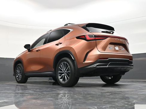 Used 2025 Lexus NX 250 FWD w/ Accessory Package (A2) image 23