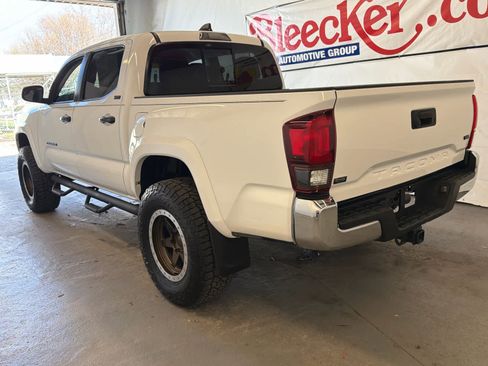Used 2023 Toyota Tacoma SR5 image 9