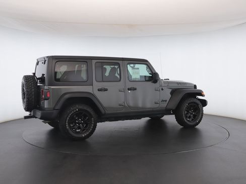 Used 2021 Jeep Wrangler Unlimited Sport image 27