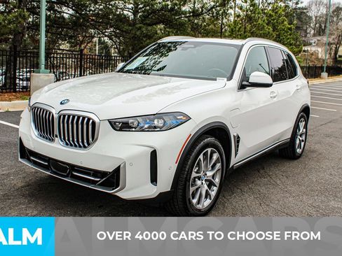 Used 2026 BMW X5 xDrive50e w/ Executive Package image 2