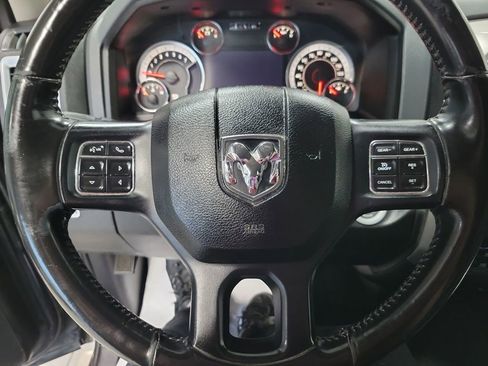 Used 2019 RAM 1500 Big Horn image 40