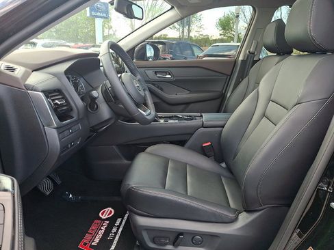 Certified 2023 Nissan Rogue SL w/ SL Premium Package image 13