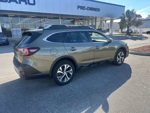 Used 2020 Subaru Outback Touring XT image 3