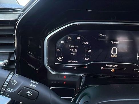 Used 2023 GMC Sierra 1500 SLE image 30