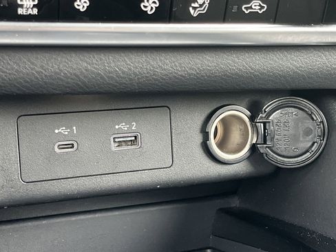 Certified 2022 Nissan Rogue SV image 6