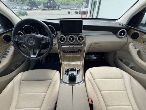 Used 2018 Mercedes-Benz GLC 300 image 19