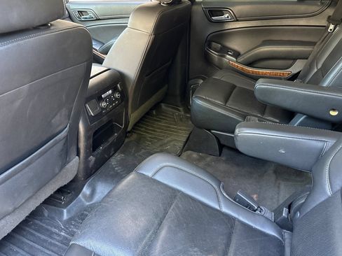 Used 2018 Chevrolet Tahoe Premier AWD/4WD image 15