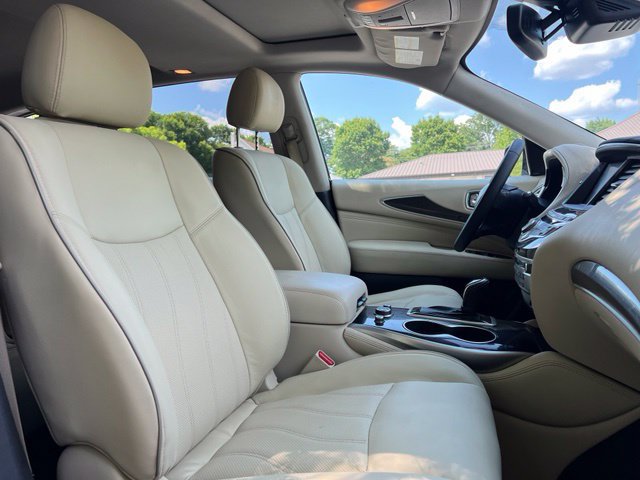 Used 2019 INFINITI QX60 Luxe w/ Essential Package AWD/4WD image 21