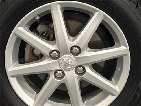 Used 2015 Toyota Prius C Three image 5