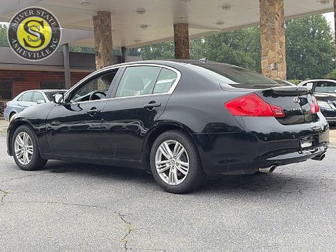 Used 2012 INFINITI G37 x Sedan w/ Premium Pkg AWD/4WD image 4