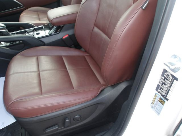 Used 2024 Kia Telluride EX w/ EX Captain's Chair Package AWD/4WD image 15