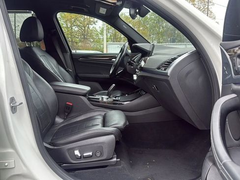 Used 2021 BMW X3 xDrive30i w/ Premium Package image 9