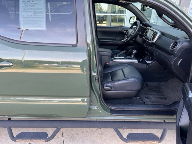Used 2021 Toyota Tacoma Limited AWD/4WD image 34