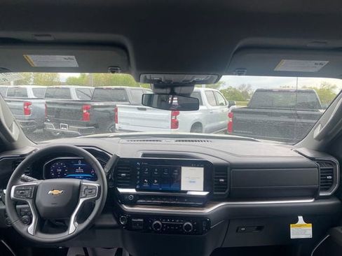 New 2026 Chevrolet Silverado 1500 LT AWD/4WD image 17