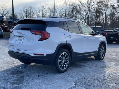 Used 2021 GMC Terrain SLT image 5