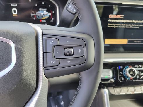 New 2026 GMC Sierra 2500 Denali w/ Denali Reserve Package image 17