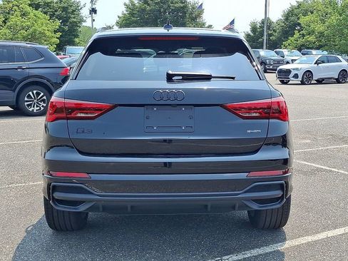 New 2025 Audi Q3 2.0T Premium image 8