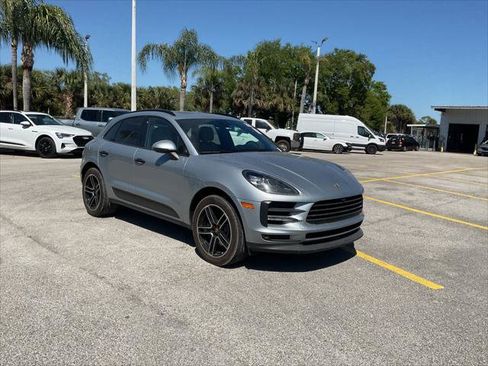 Used 2021 Porsche Macan w/ Premium Package Plus image 14