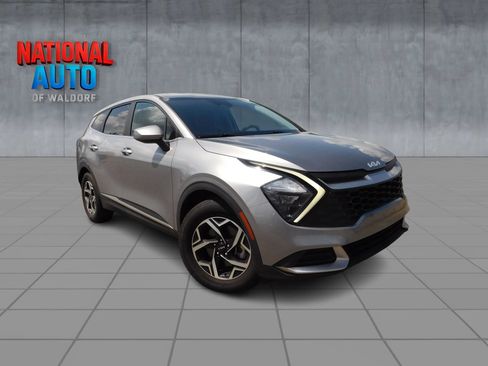 Used 2023 Kia Sportage LX FWD image 1